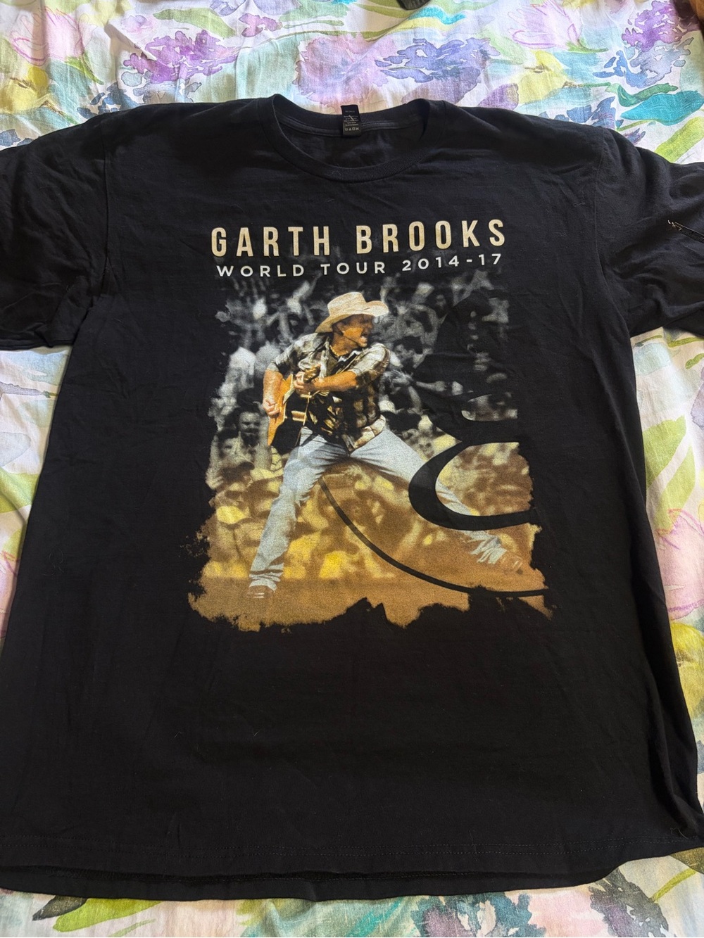 Garth Brooks Black Graphic World Tour T-Shirt Size Lrg